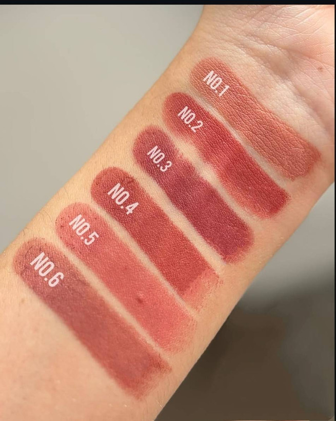 رژ لب مخملی طرح دیور Dior